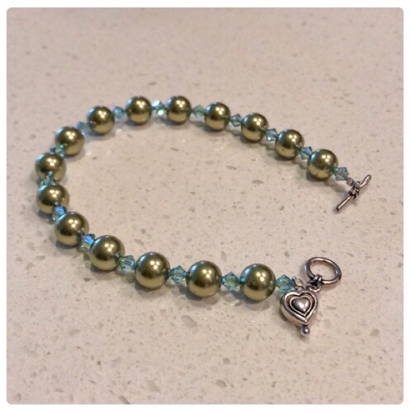 💕Light Green Handmade Pearl Bracelet 7.75“💕 - Picture 5 of 6